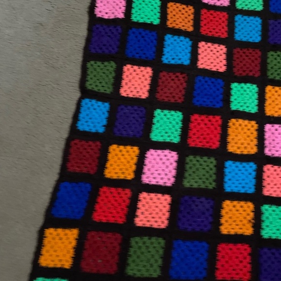 Vintage Handmade Granny Square 72”x 54” Large Multicolor Crochet Cottage Blanket - Picture 8 of 14